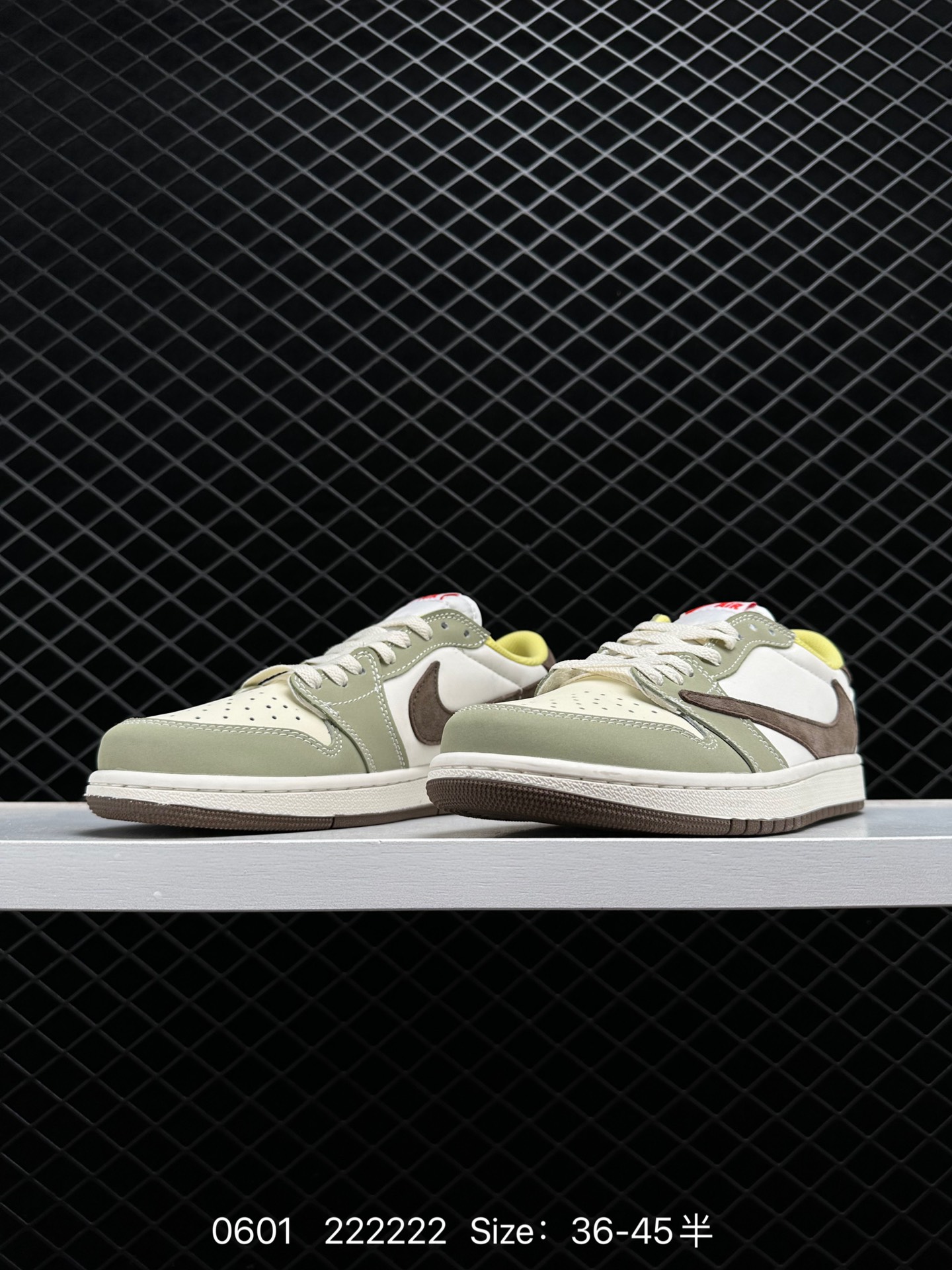 Travis Scott x Air Jordan 1 